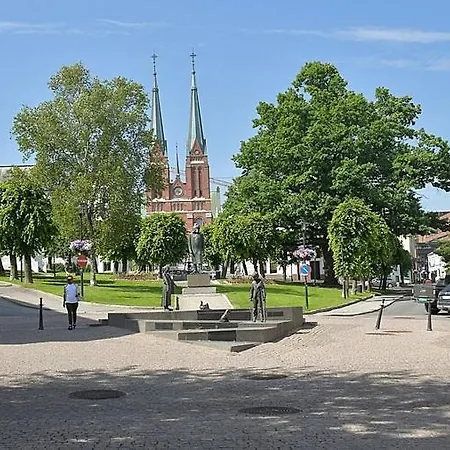 1 Or 2 Bedrooms Panorama Lux Retreat 斯基恩